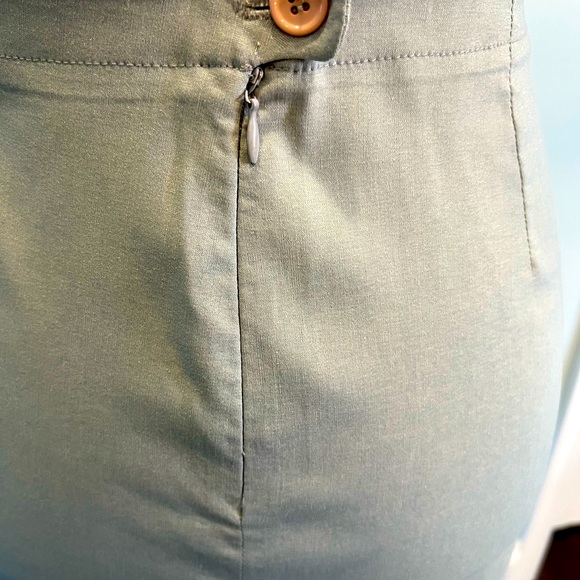 Max Studio High Waisted Pencil Skirt Stretch in Pale Grey Color Size Large - Picture 3 of 9